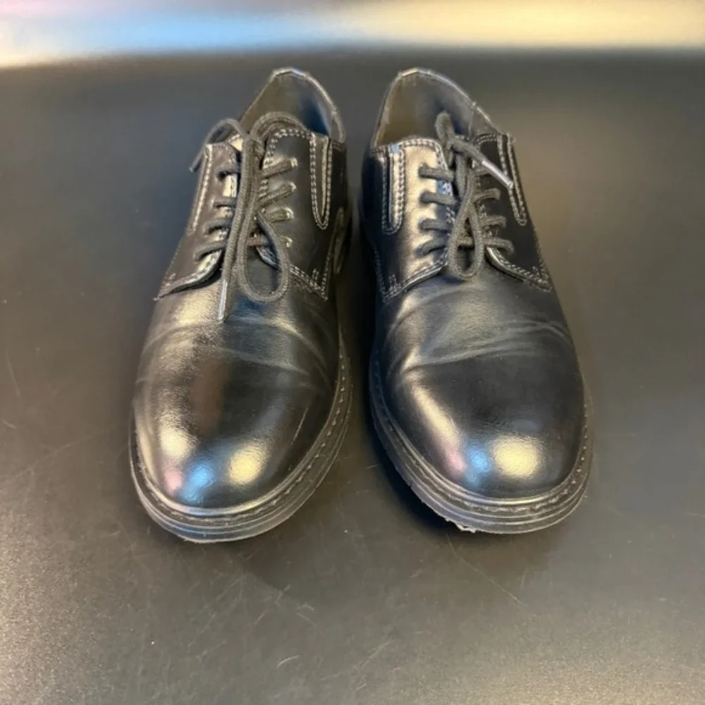 Kenneth Cole KCN392‎ Black Synthetic Leather Boys Dress Shoes Size 2/13.5